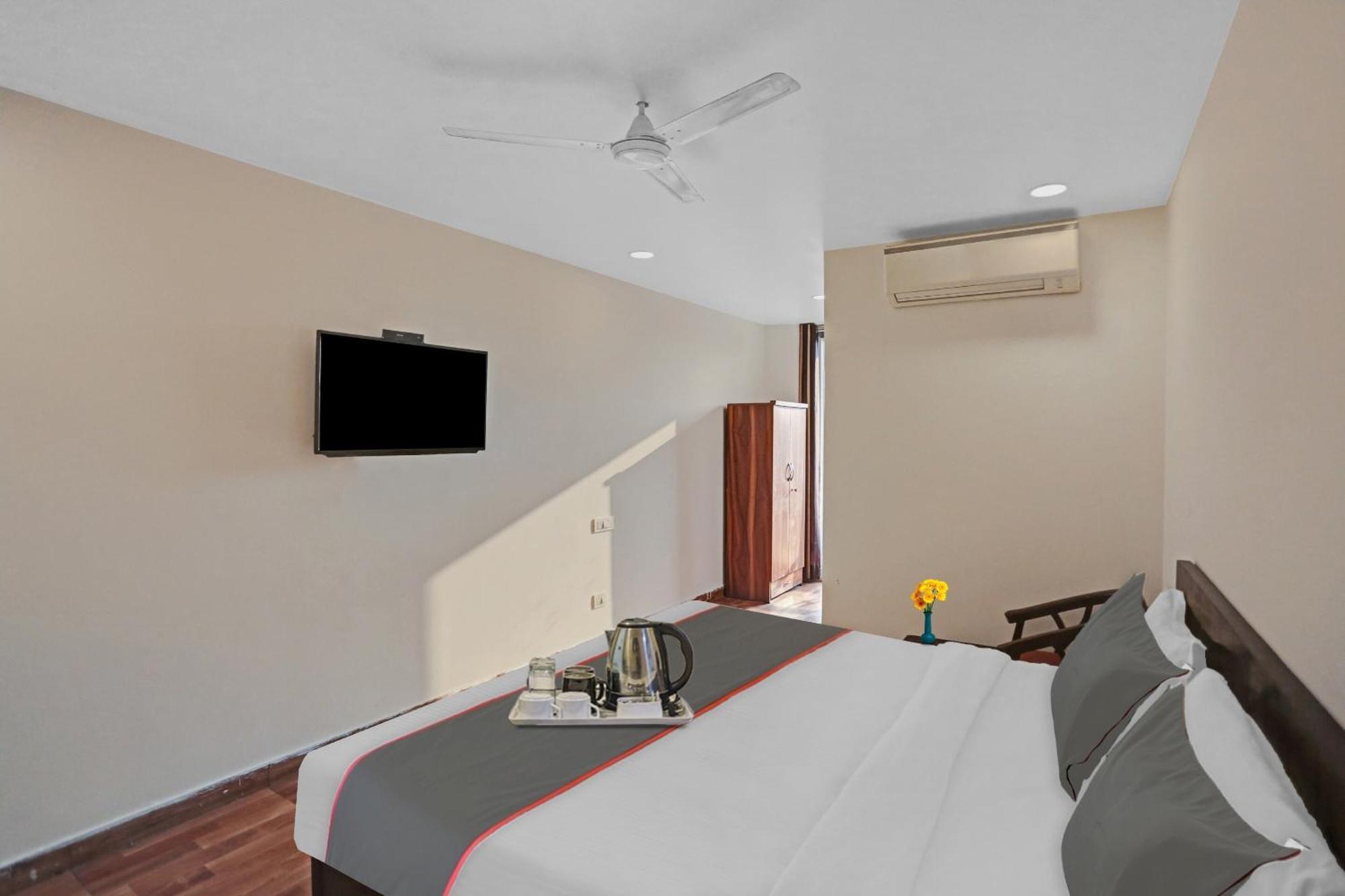 גורגאון Hotel O The Grand Palm מראה חיצוני תמונה